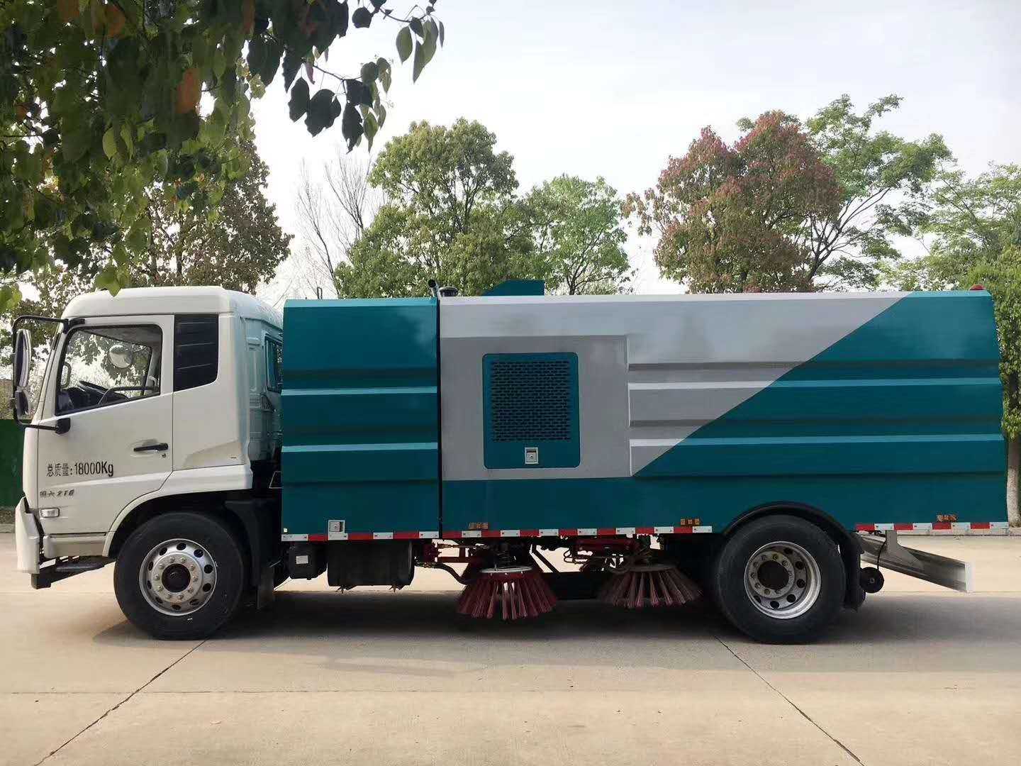 湖北五環(huán)國六東風(fēng)天錦大型掃路車廠家報價